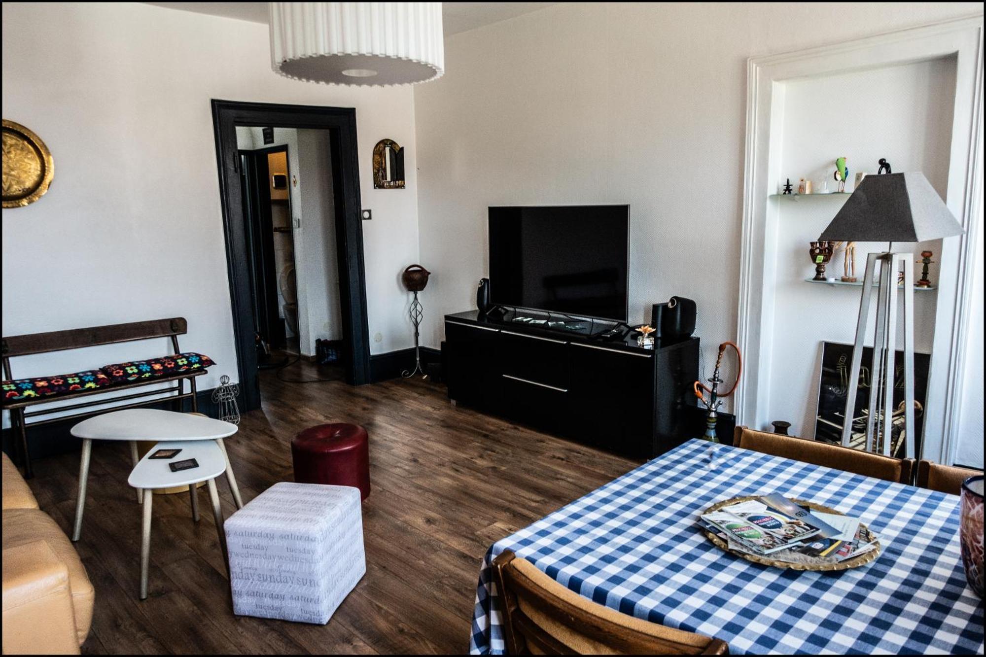Au Kouglof Avec Netflix Apartment Colmar Bagian luar foto